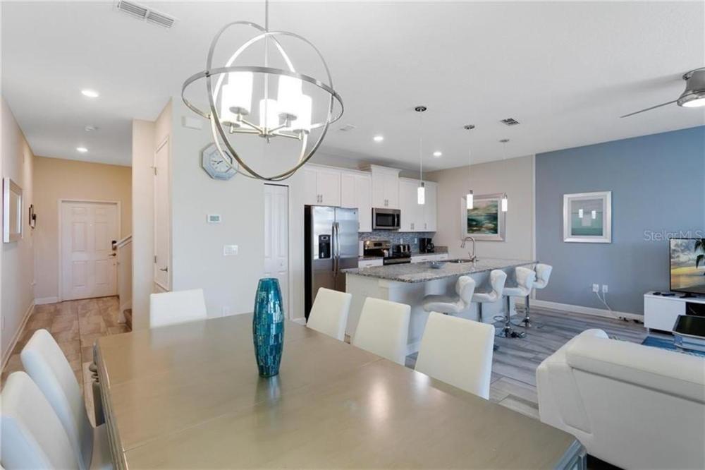 Storey Lake 4 Bedroom Townhome townhouse